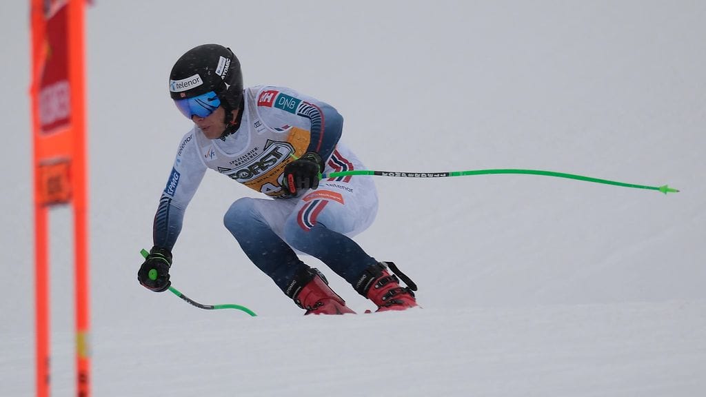 Norjan Fredrik Möller kaatui rajusti Italian Val Gardenan syöksylaskussa.