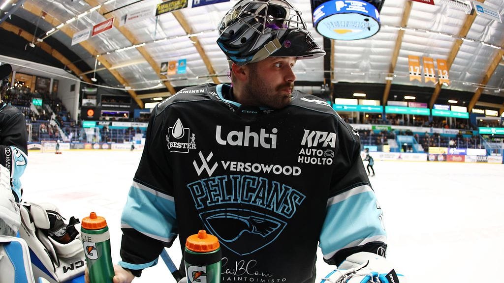 Patrik Bartosak teki Pelicansin kanssa kaksivuotisen jatkosopimuksen.