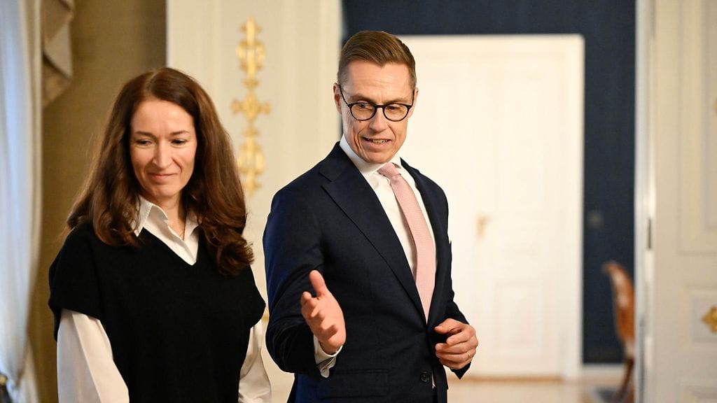 Tasavallan presidentti Alexander Stubb ja puoliso Suzanne Innes-Stubb 19. joulukuuta.