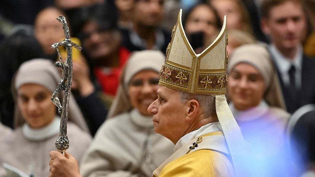 Paavi kritisoi messussa vääristynyttä taloutta, joka hänen mukaansa johtaa ihmisten kohtelemiseen kauppatavaroina.