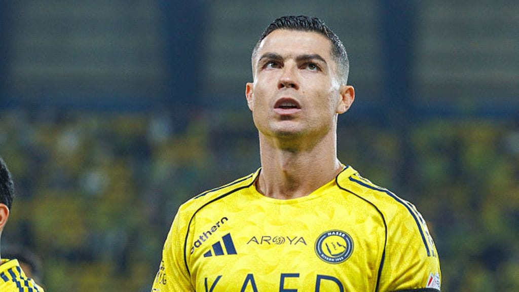 Palkittu Cristiano Ronaldo puhui uransa jatkosta.