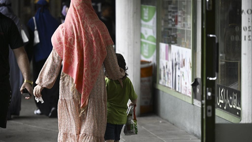 Asiantuntijoiden mukaan joissain moskeijoissa imaamit kieltäytyvät myöntämästä uskonnollista avioeroa, jos mies vastustaa sitä. Kuvituskuva.