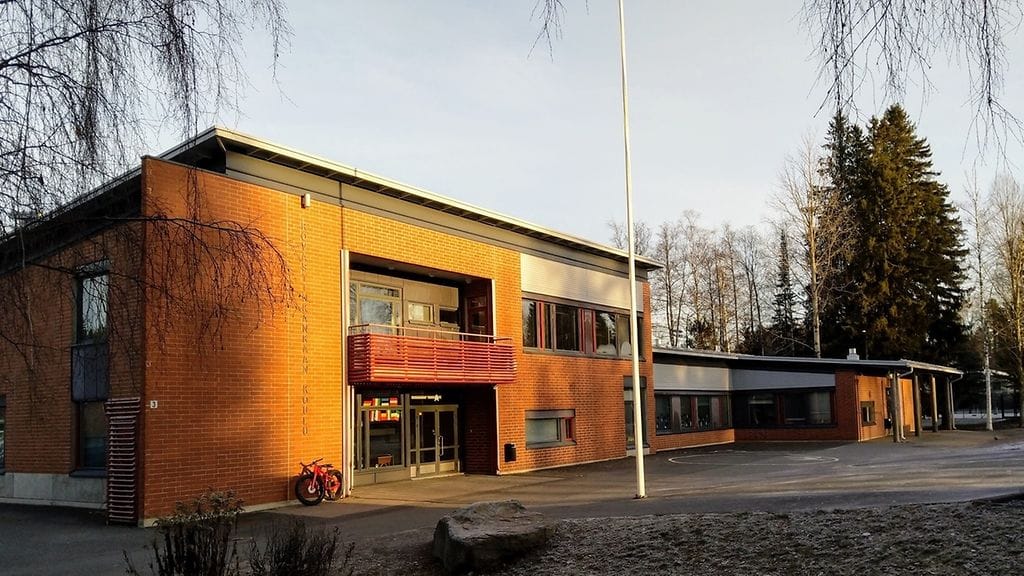 Rovastinkankaan koulu on 250 oppilaan alakoulu.