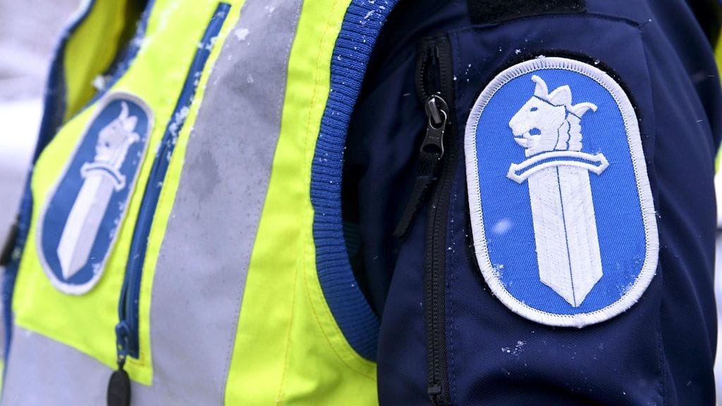 Epäillyn kioskiryöstäjän liikkeet kiinnostavat poliisia.