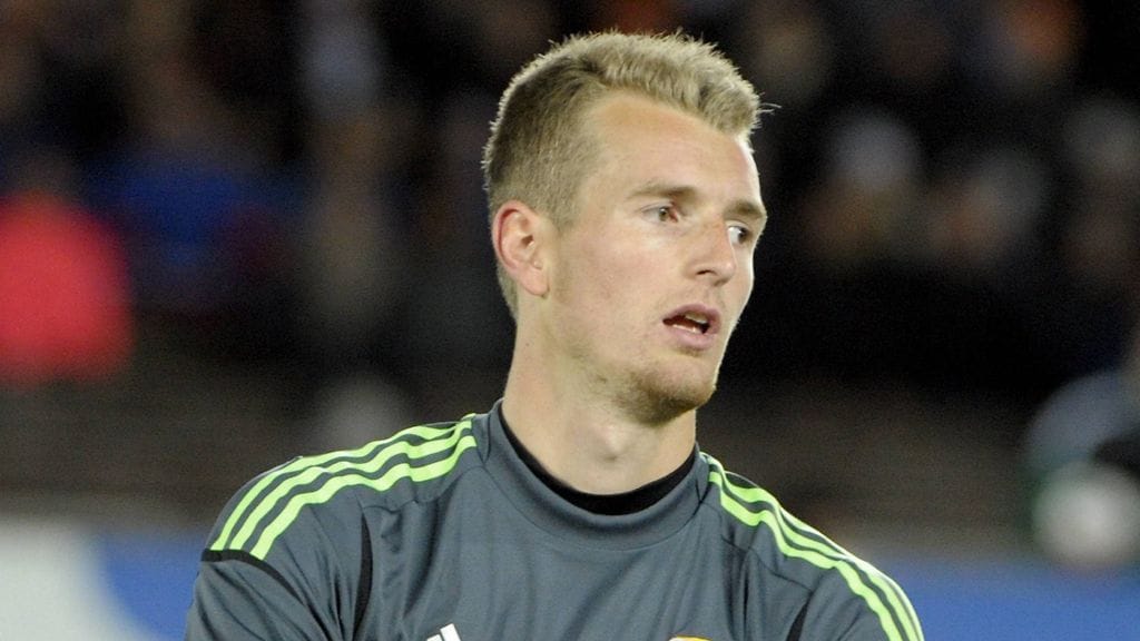 Lukas Hradeckylla riittää kysyntää.