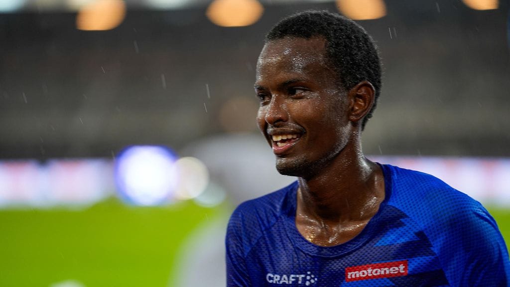 Mustafe Muuse juoksi 10 kilometrin maantiejuoksun Suomen ennätyksen.