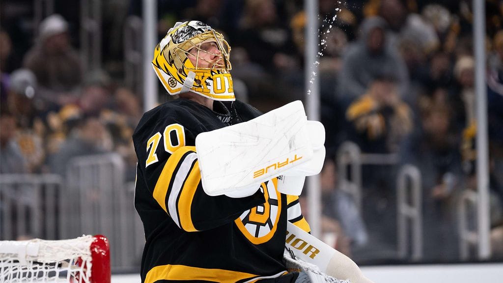 Joonas Korpisalo loisti taas Boston Bruinsin ykköstähtenä.