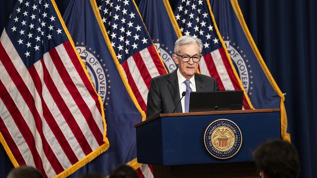 Toukokuussa väistyvän Jerome Powellin syyte vaikuttaa ainakin osin Trumpin kiusanteolta.