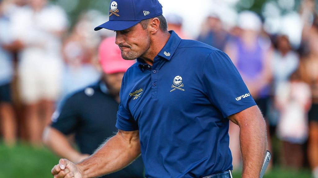 Jättidraiveistaan tunnettu Bryson DeChambeau on yksi golfmaailman näyttävimmistä pelaajista ja erittäin suosittu myös sosiaalisessa mediassa.