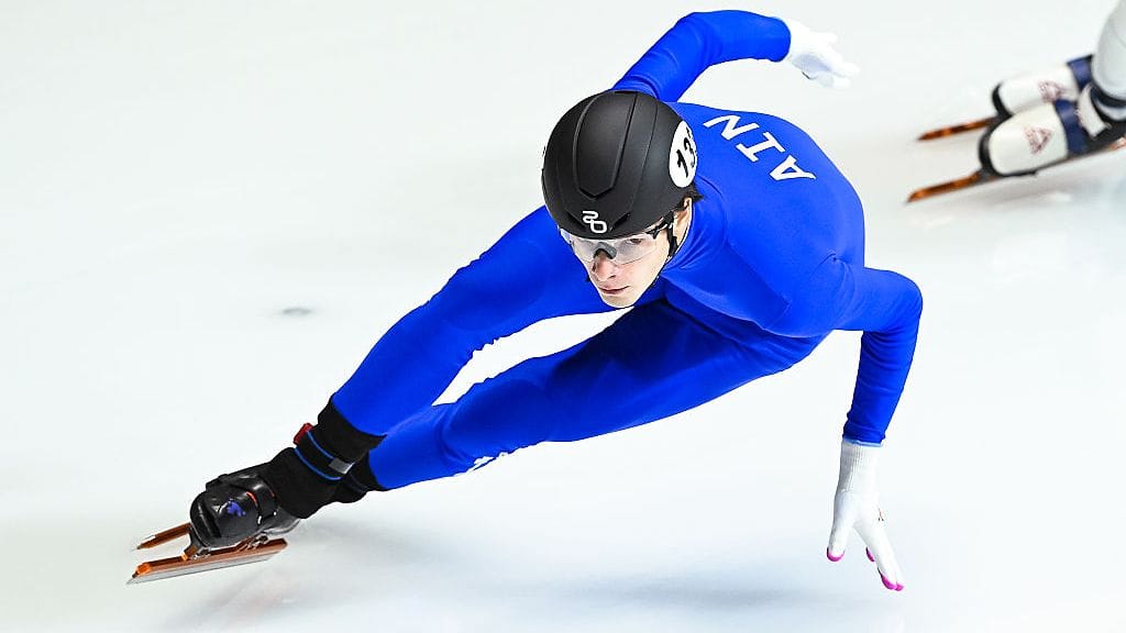 Ivan Posashkov saa luistella Milano-Cortinan kisoissa.