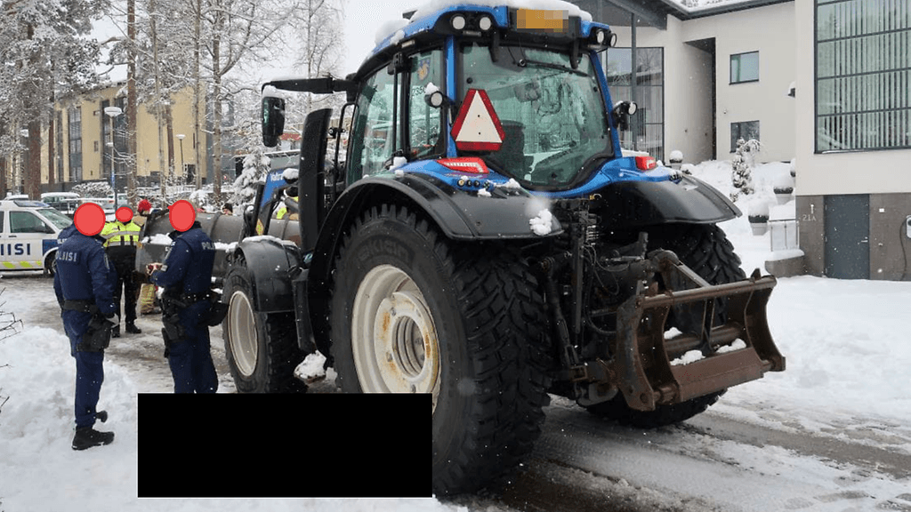 Kaunainen traktoriturma