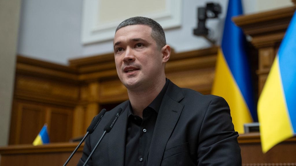 Ukrainan uusi puolustusministeri Myhailo Fedorov puhui parlamentin istunnossa Kiovassa, Ukrainassa, 14. tammikuuta 2026.