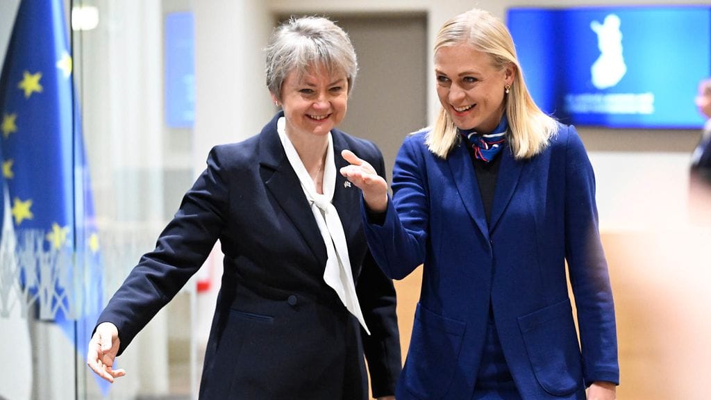 Britannian ulkoministeri Yvette Cooper ja Suomen ulkoministeri Elina Valtonen Helsingissä 14. tammikuuta.