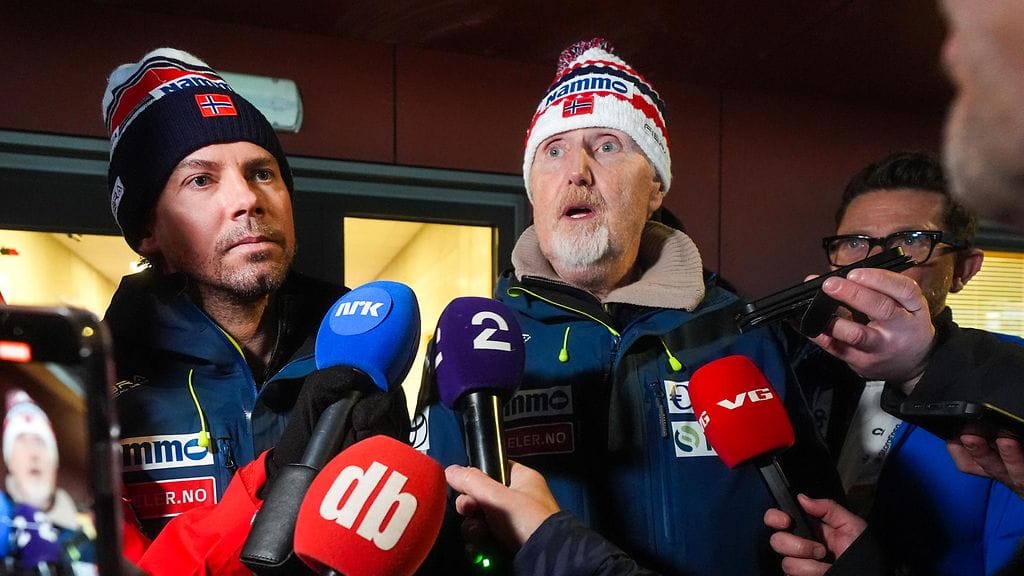 Norjan mäkihyppyhuijaus kohahdutti Trondheimin MM-hiihdoissa. Päävalmentaja Magnus Brevig (vas.) sai puolentoista vuoden toimitsijakiellon.