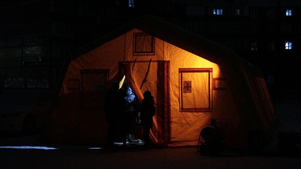 Ukraina energiakriisi teltat AOP