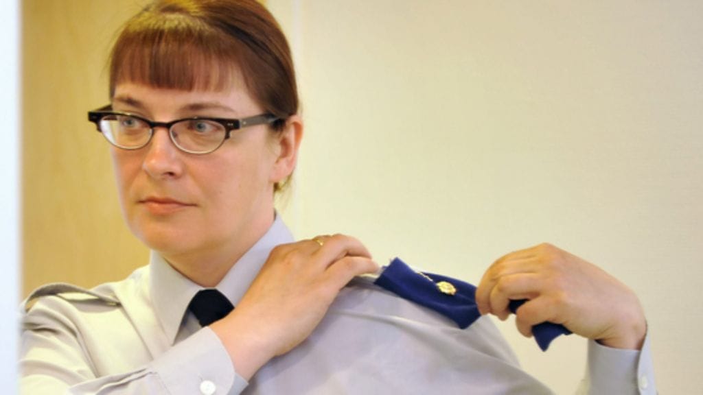 Ensimmäinen naispuolinen insinöörimajuri.