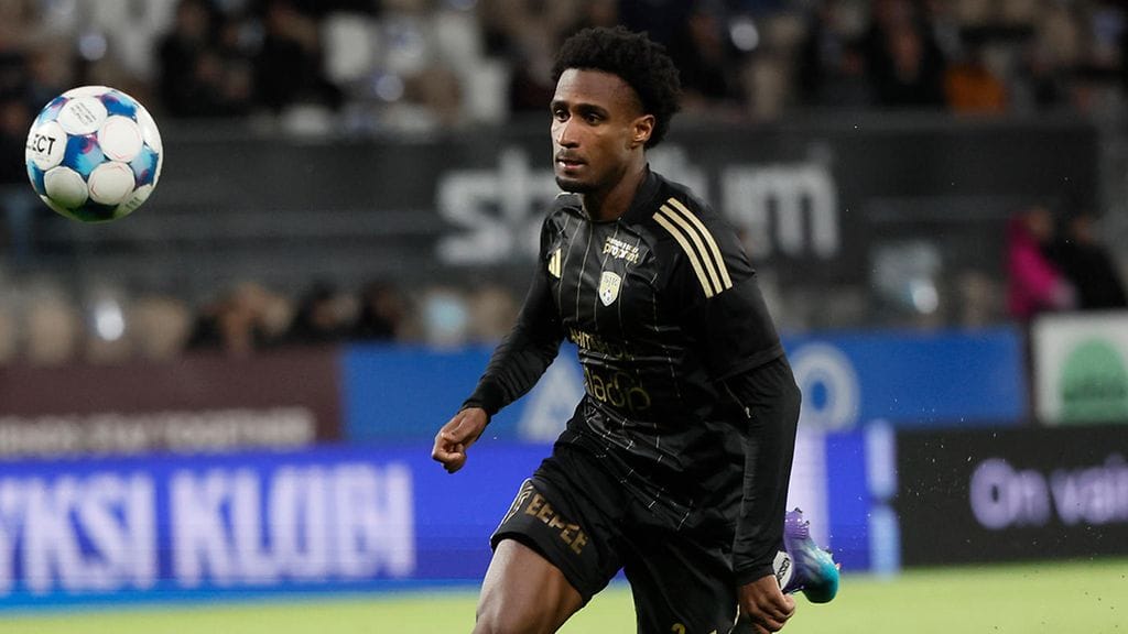 Babacar Fati loisti SJK:ssa.