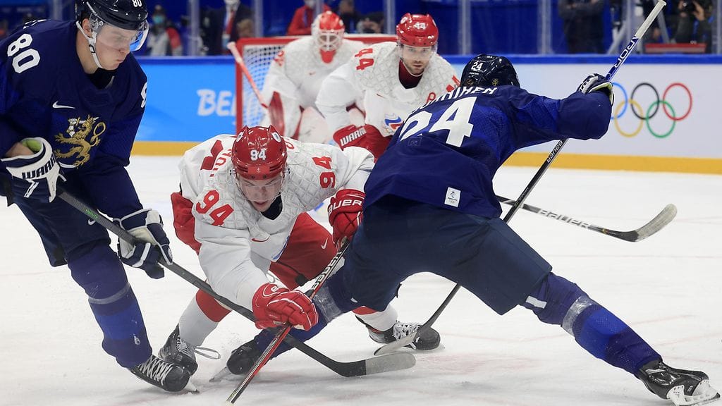 Venäjän olympiakomitean joukkue saavutti hopeaa miesten olympiaturnauksessa Pekingissä 2022. Suomi voitti kultaa.
