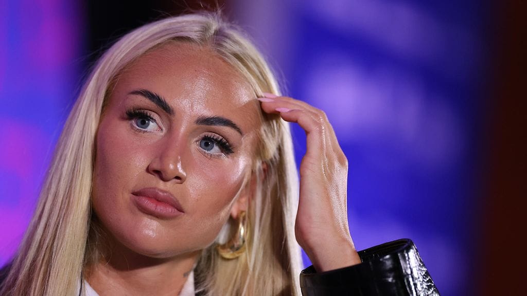 Alisha Lehmann on maailman seuratuin naisjalkapalloilija Instagramissa.