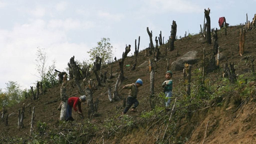 Reilun matkailun yhdistys ei vastusta Burman-matkailua.