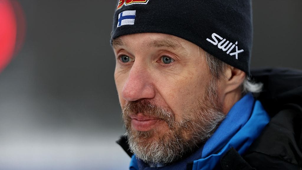 Teemu Pasanen on jättämässä tehtävänsä maastohiihdon päävalmentajana.