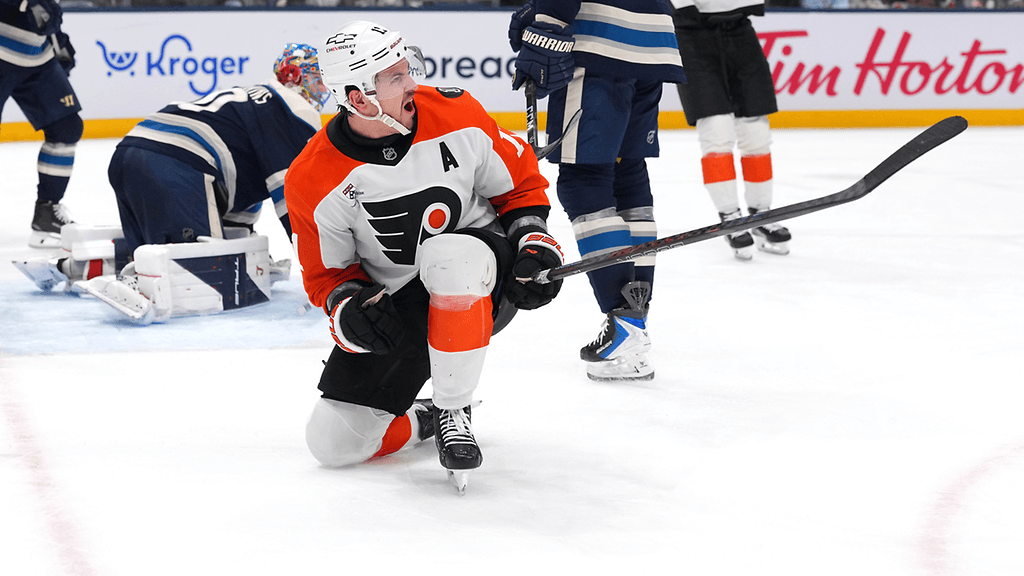 Travis Konecny oli liekeissä.