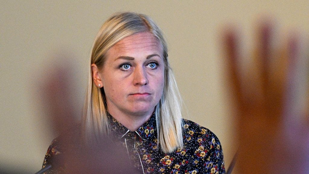 Ulkoministeri Elina Valtonen (kok.).