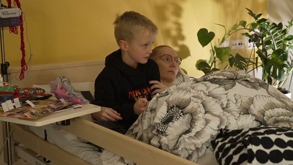 Rikkinäiset äidit-Sonja-Elina 2