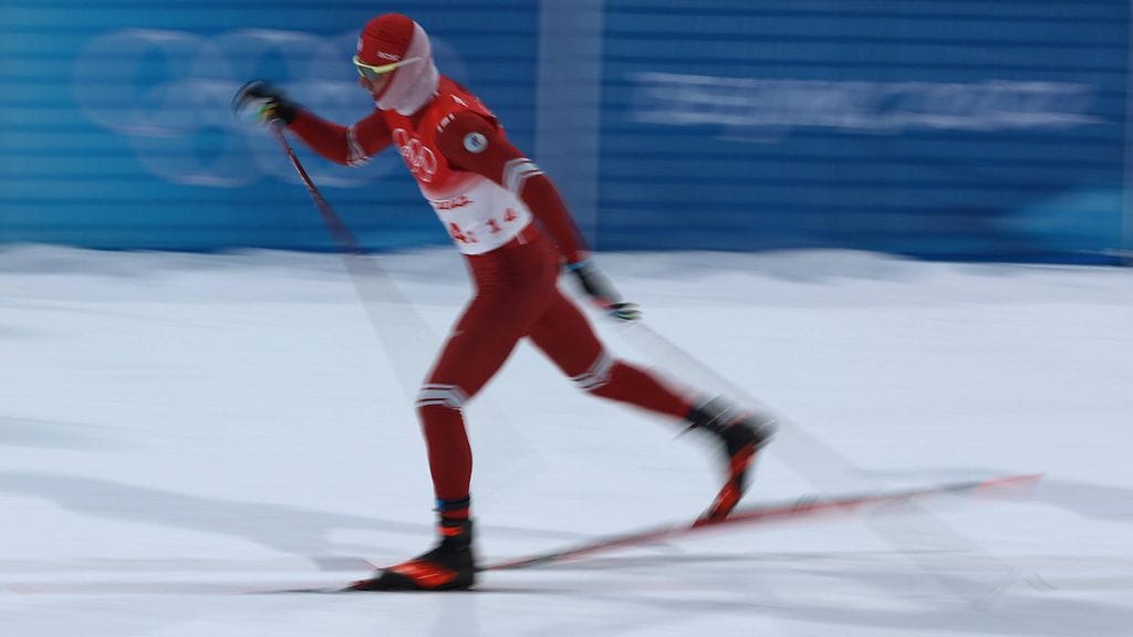 Aleksandr Bolshunov voitti neljä vuotta sitten Pekingissä kolme kultaa ja kaksi himmeämpää mitalia.