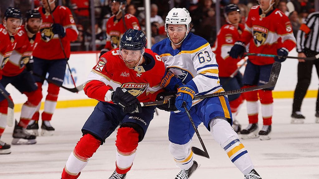 Floridan Sam Bennett kärsi ylävartalovamman eikä pelannut Buffaloa vastaan enää avauserän jälkeen.