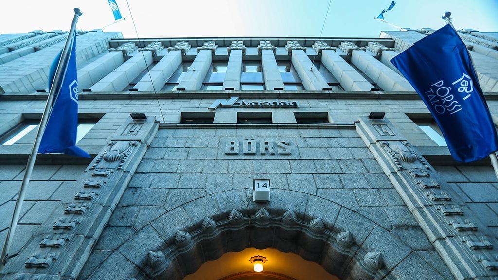 Suomesta tuskin löytyy riittävästi pääomaa ostaa, jos valtio myy osakkeita 1,5 miljardilla eurolla. Omistuksia siirtynee myyntitilanteessa paljon ulkomaille.