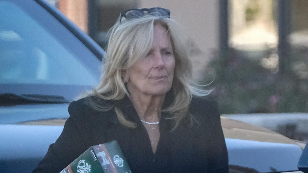 KIvassa Jill Biden ostoksilla.