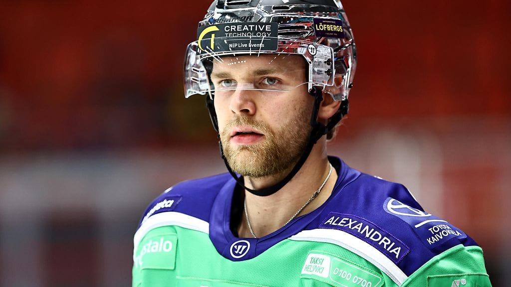 Samuel Salonen pelaa loppukauden Allsvenskanissa pelaavan IK Oskarshamnin riveissä.