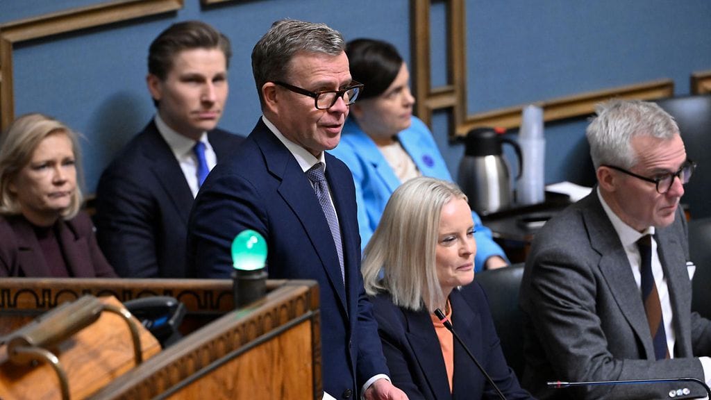 Eduskunnan kevätkausi polkaistiin käyntiin myös kyselytunnin osalta.