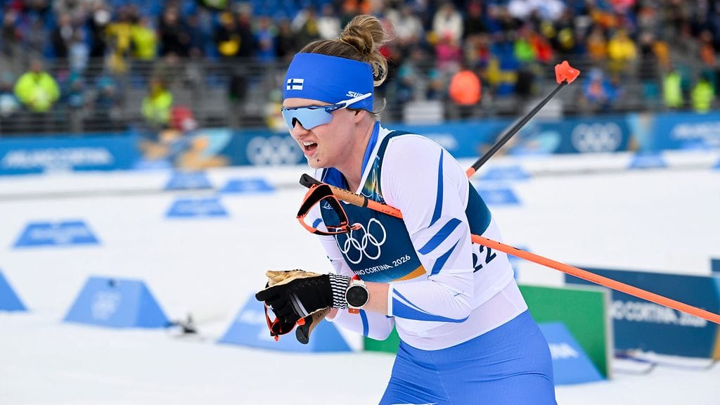 Vilma Nissinen skiathlonia