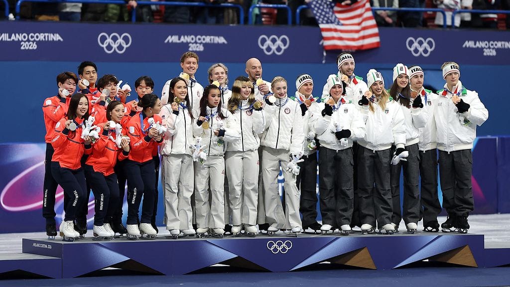 Olympiamitalistit joutuivat kärsijöiksi palkintokorokkeen pinnoitteen takia.