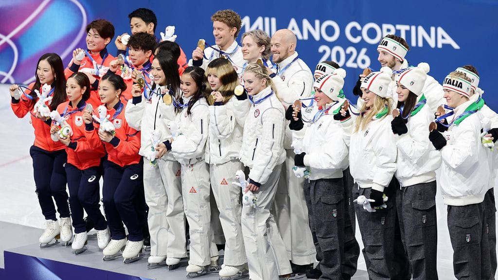 Taitoluistelun joukkuekisan palkintojenjaossa tapahtui fiasko.