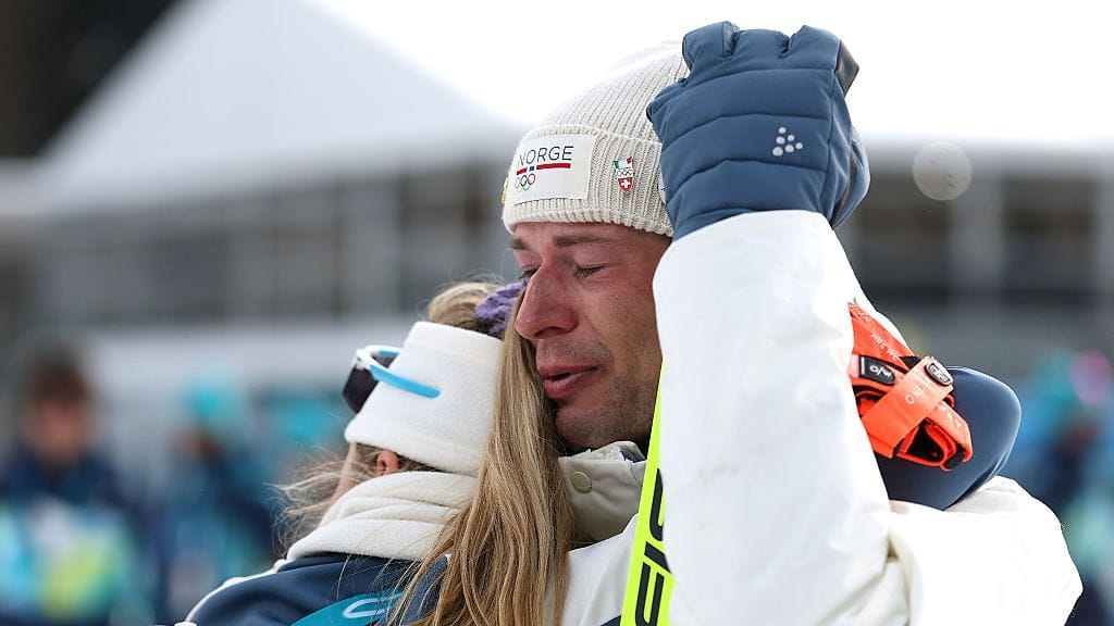 Sturla Holm Lägreid kyynelehti normaalimatkan pronssin jälkeen tehtyään poikkeuksellisen paljastuksen yksityiselämästään.
