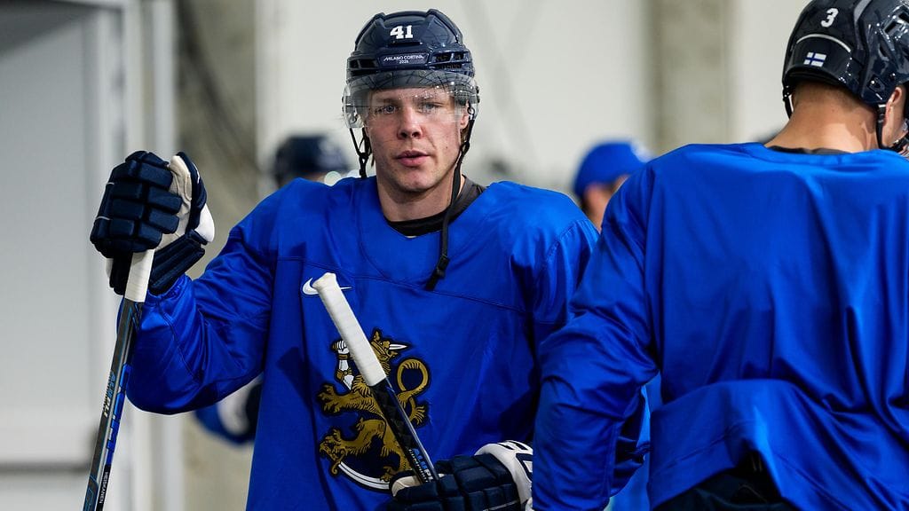 Miro Heiskanen on kenttäpelaajista Suomen suurin vastuunkantaja.