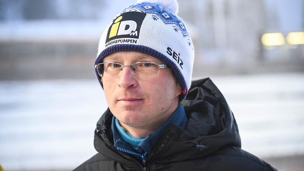 Suomen mäkihypyn valmentaja Igor Medved joutui lähtemään kotiin alkoholin vuoksi.