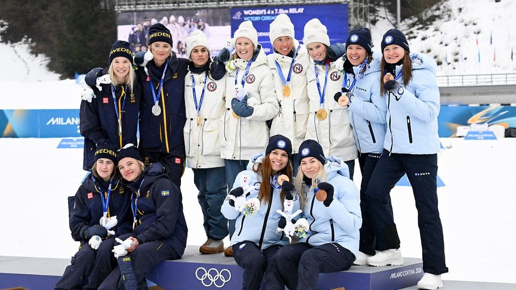 Naisten viesti mitalistit