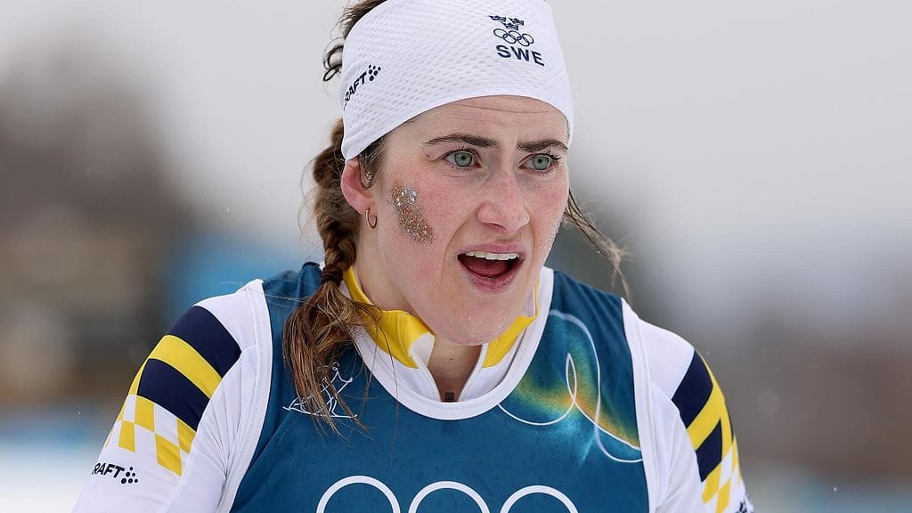 Ebba Anderssonin kaatuminen kävi Ruotsin joukkueelle kalliiksi.