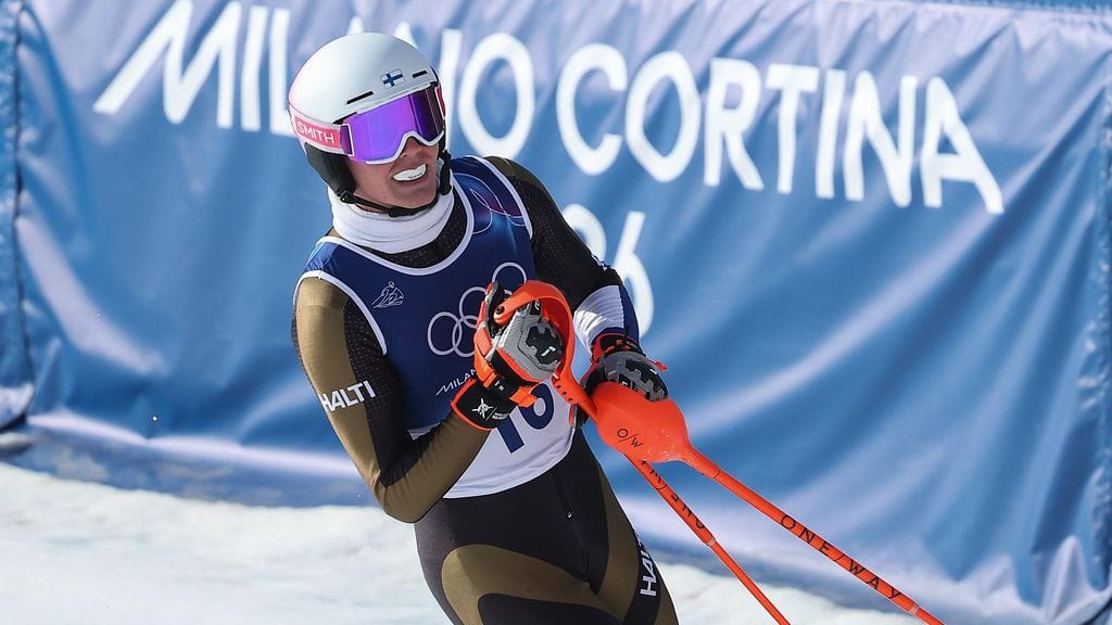 Eduard Hallberg, 22, on Suomen mitalitoivo miesten pujottelussa.