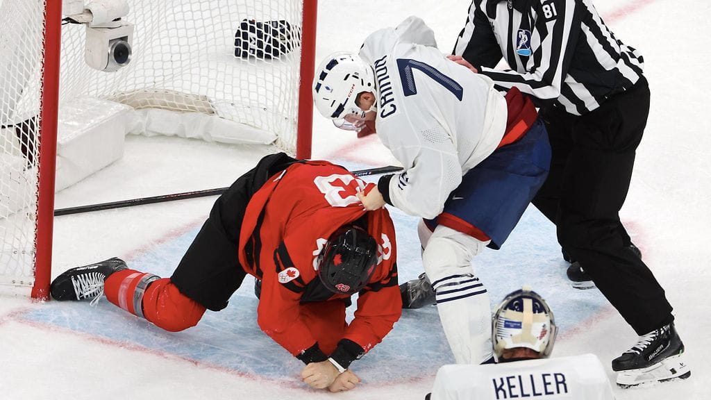 Ranskan jääkiekkoliitto hyllytti Pierre Crinonin.