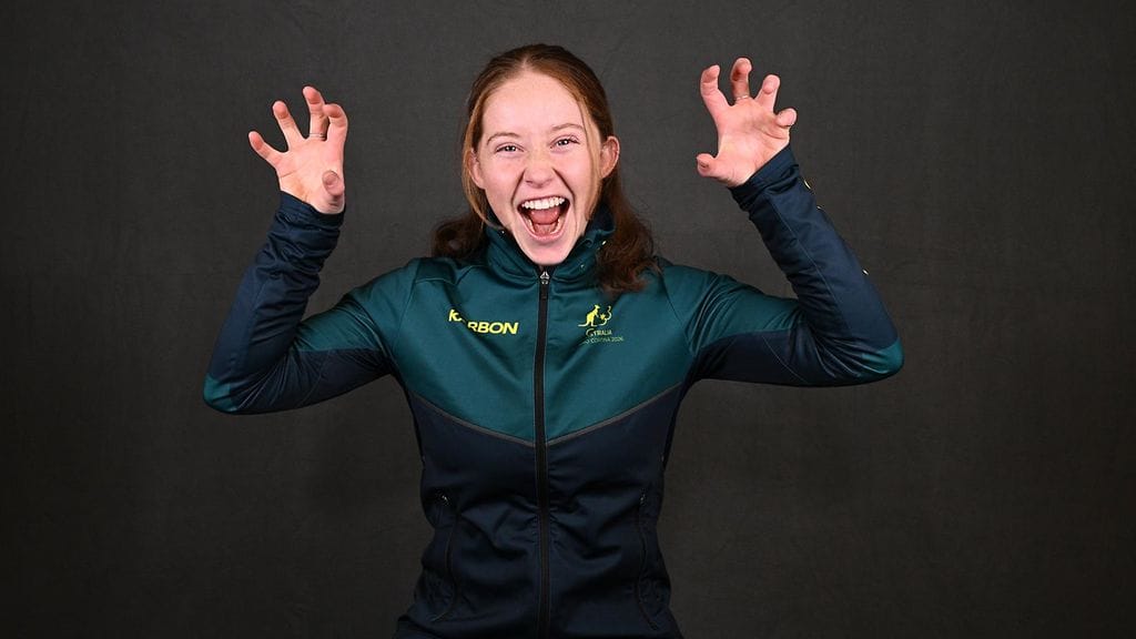 Phoebe Cridland rempseänä