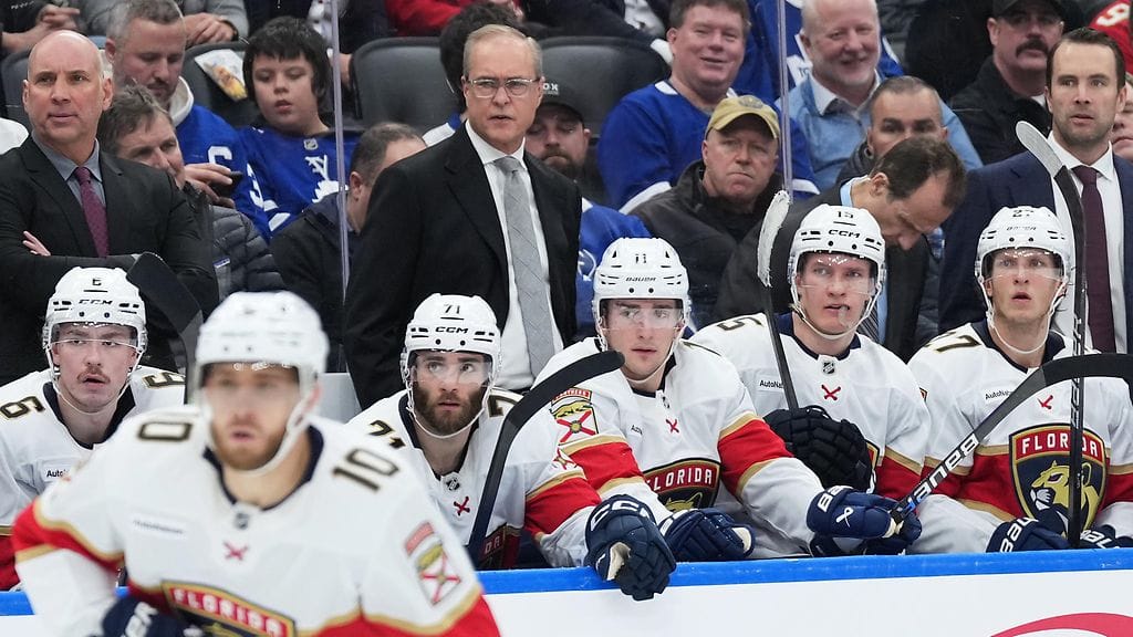 Florida Panthers on porskuttanut Paul Mauricen (keskellä takana) alaisuudessa, mutta nyt juhlille uhkaa tulla stoppi.