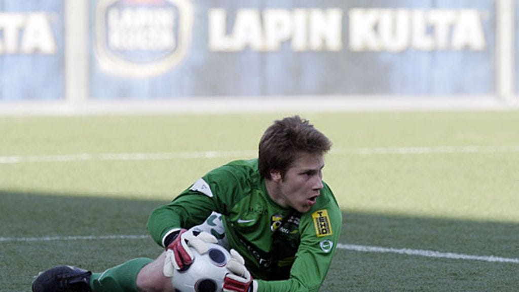 KuPS:n maalivahti Joonas Pöntinen, kuva: Minna Raitavuo / Lehtikuva