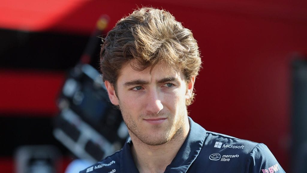 Jack Doohanista haluttiin viime kaudella toden teolla eroon. Nämä toiveet kävivät toteen toukokuun alussa, kun Alpine nosti Franco Colapinton hänen tilalleen kisakuskiksi.