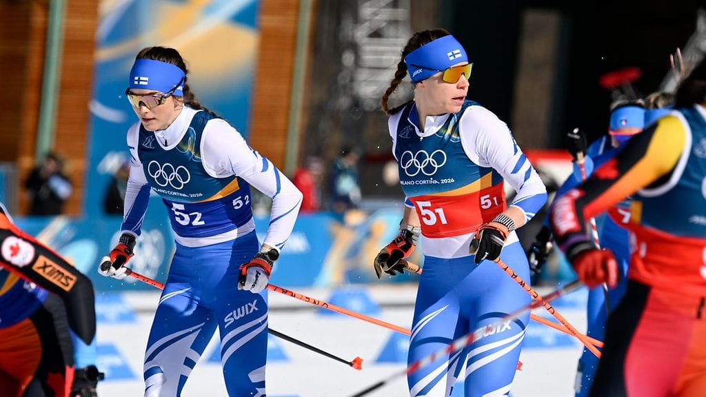 Jasmin Kähärä (vas.) ja Jasmi Joensuu olivat Suomen kaksikkona Milano-Cortinan talviolympialaisten parisprintissä.