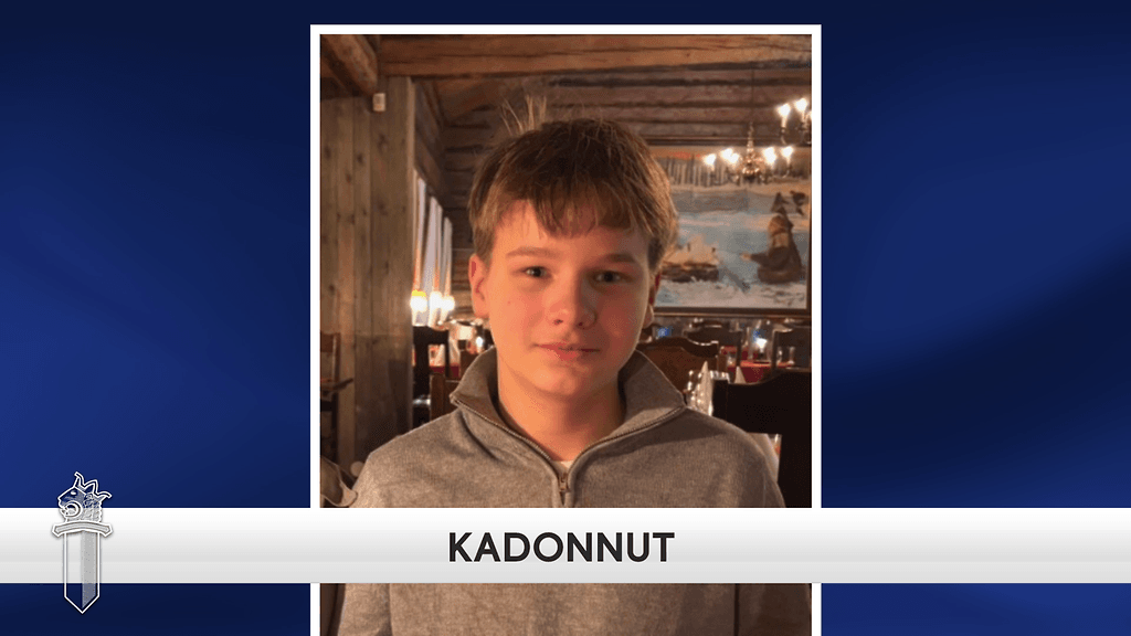 Oletko nähnyt tätä poikaa? Soita hätänumeroon.